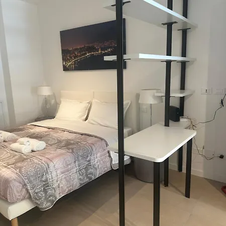 Living12 Apartment